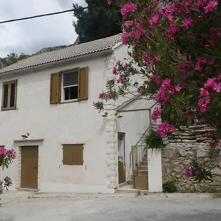 House With A Parking Space Rogoznica, Omis - 18247 *